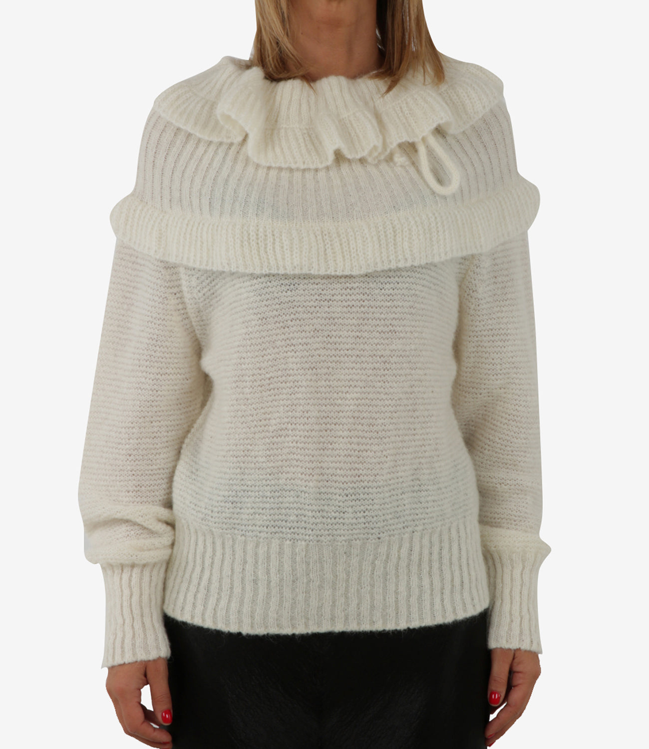 Sweater with ruffles