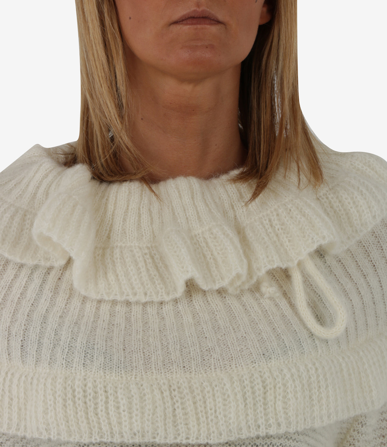 Sweater with ruffles