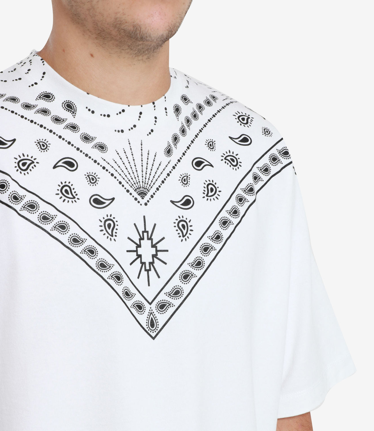 Marcelo Burlon | T-Shirt Bandana Over Bianco e Nero