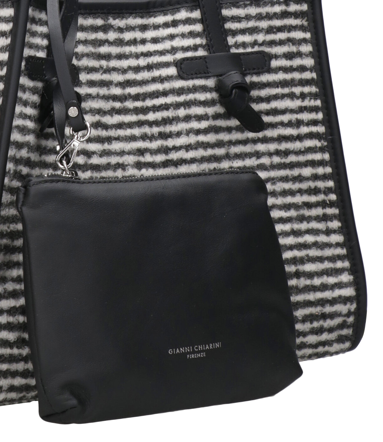 Marcella Club | Pullover Bag Black