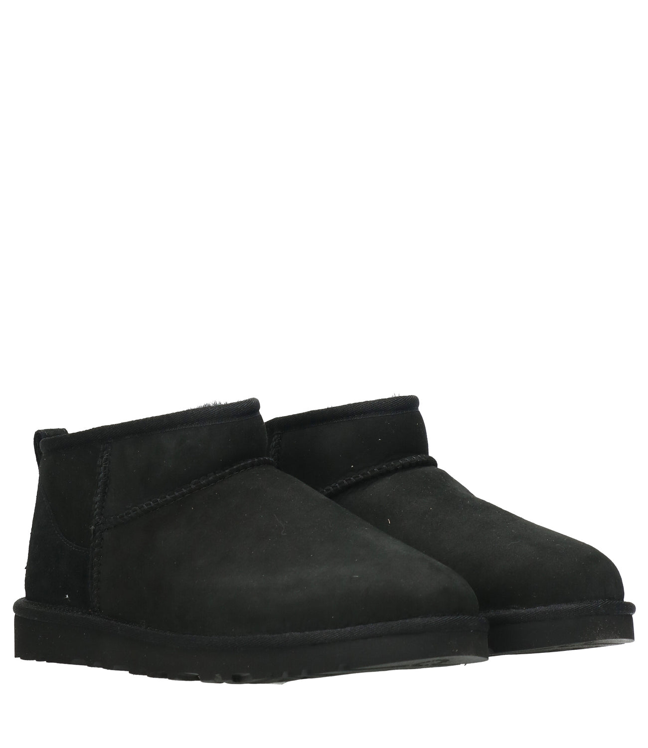 UGG | Classic Ultra Mini Black ankle boot