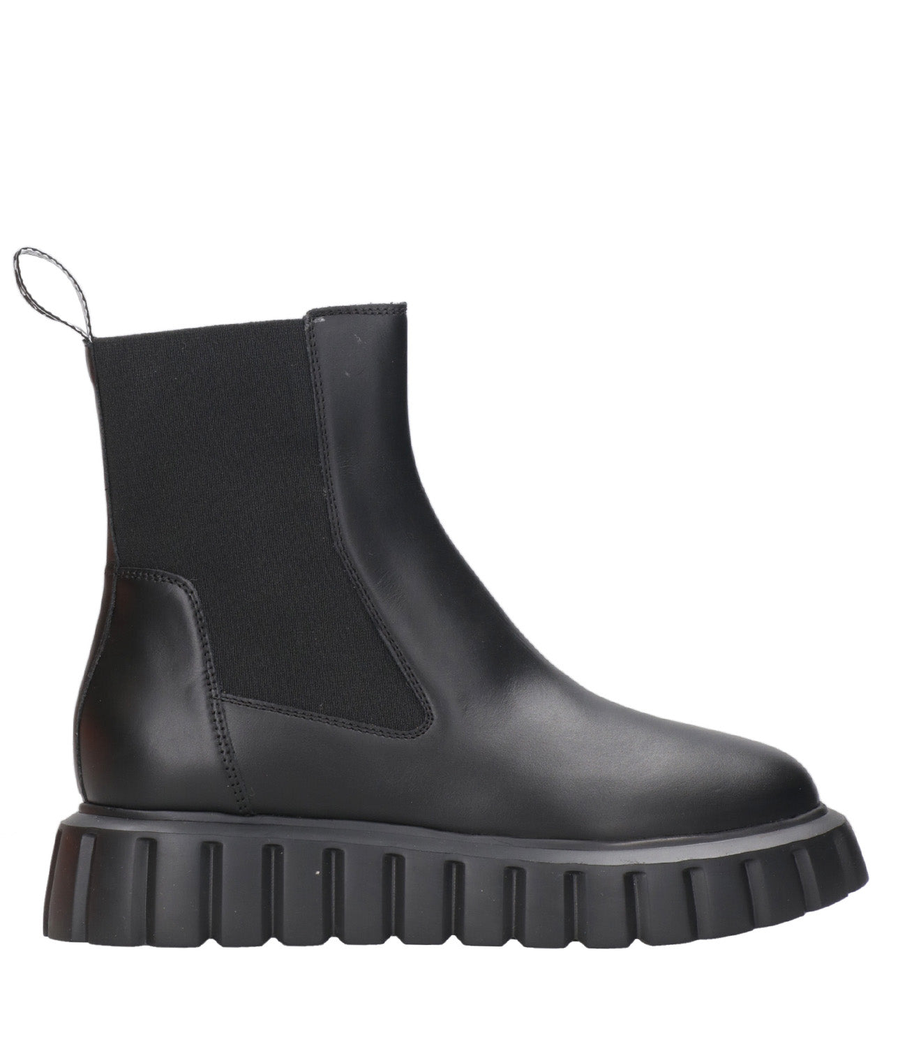 Voile Blanche | Grenelle Chelsea ankle boot Black